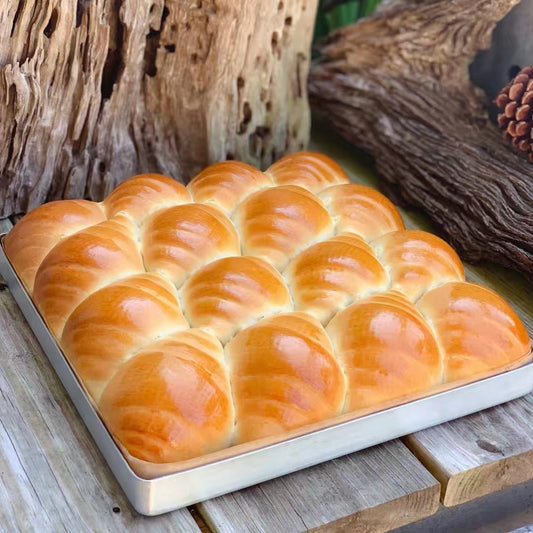 11-inch square baking pan (non-stick/anodized)