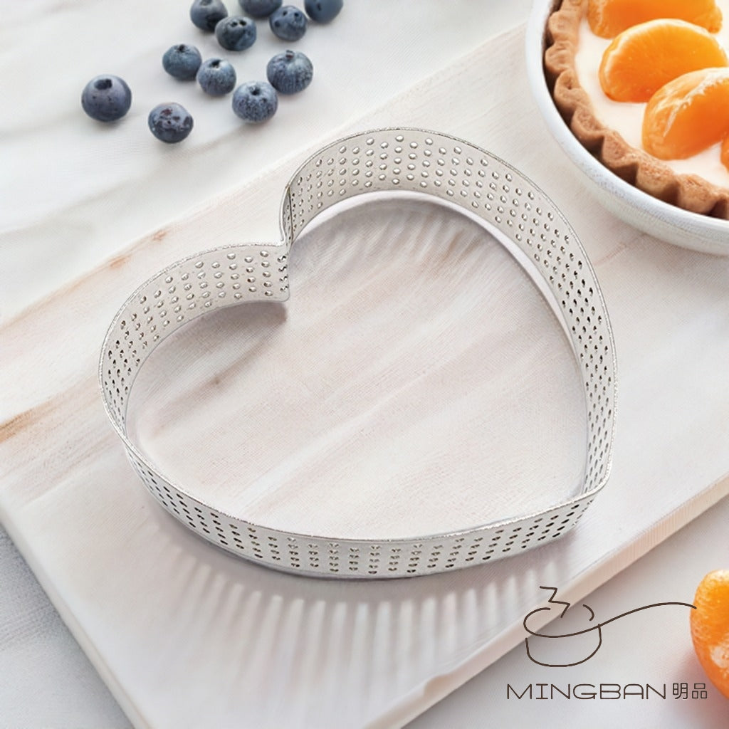 10cm Wide Heart Shape Perforated Tart Ring