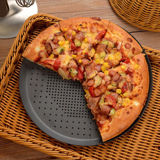 Round Shaped Perforated Pizza Pan (Hard Anode)