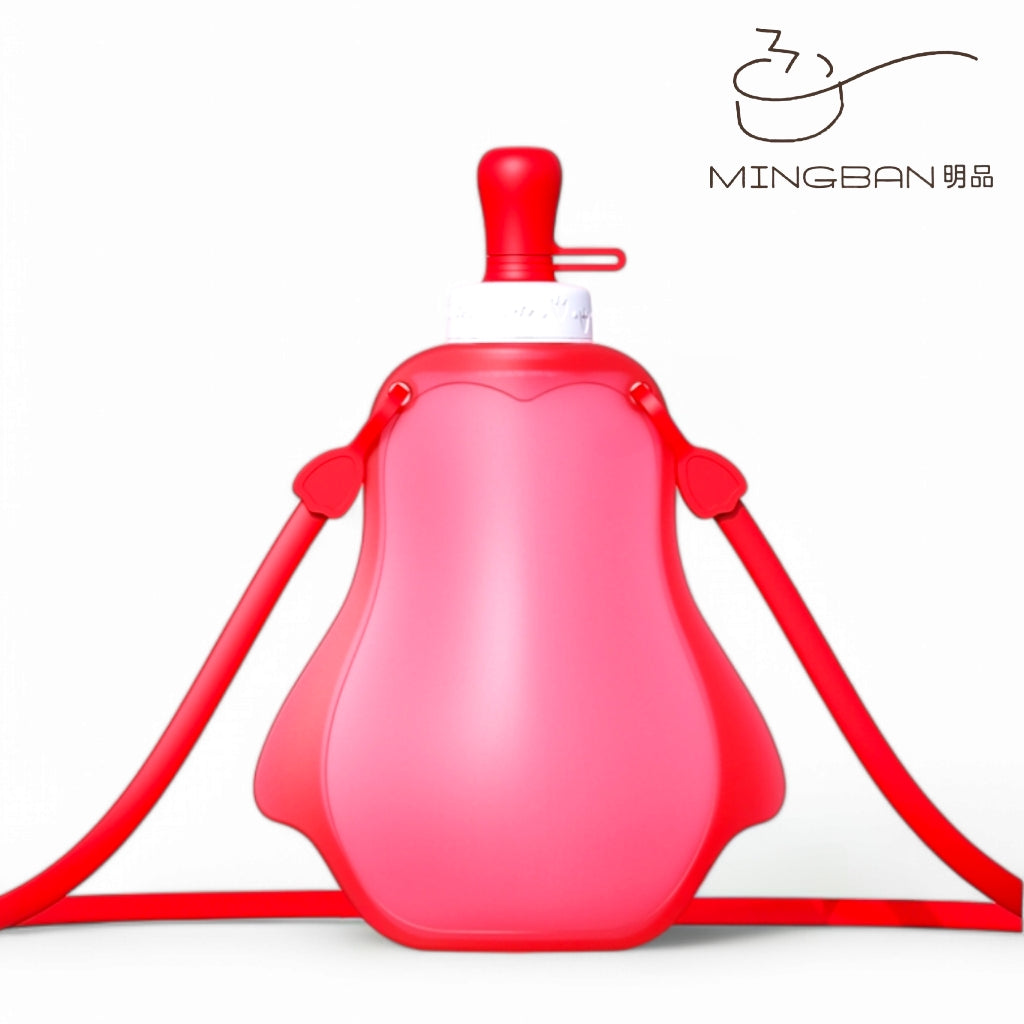 兒童便攜式背帶可折矽膠摺疊水袋 (企鵝)