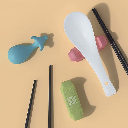 Baby Grade Silicone Chopstick Holder (Fu/Cow)