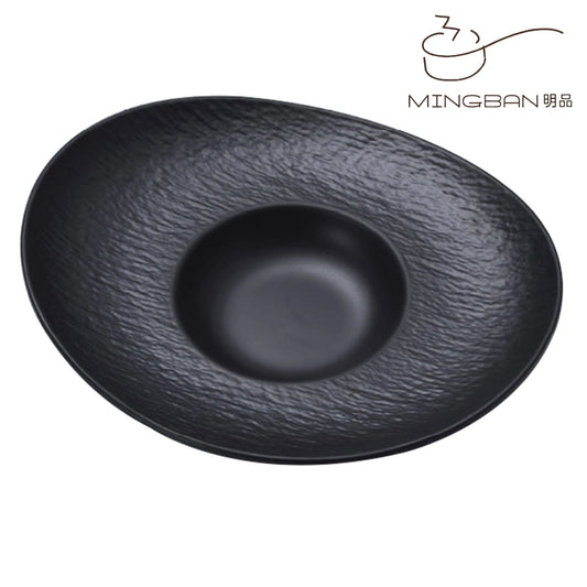 Rock pattern hat-shaped plate (black)